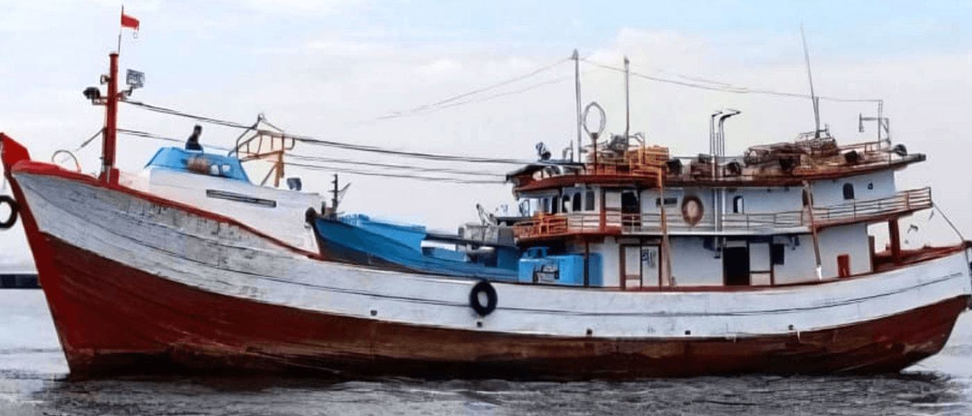 Tuna fishing vessel 2